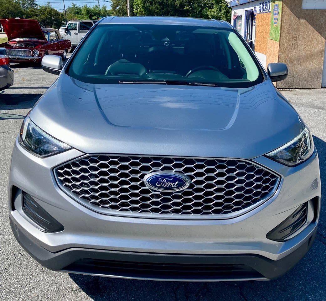 Used 2024 Ford Edge SEL AWD/4WD image 3