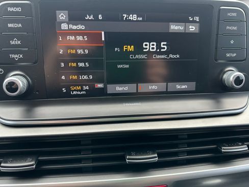 Used 2020 Kia Telluride S FWD image 24