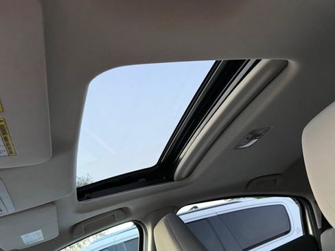 Used 2021 Honda HR-V EX image 18