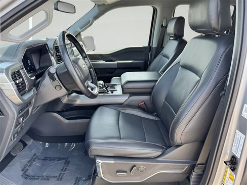 Used 2022 Ford F150 Lariat w/ Equipment Group 502A High image 10