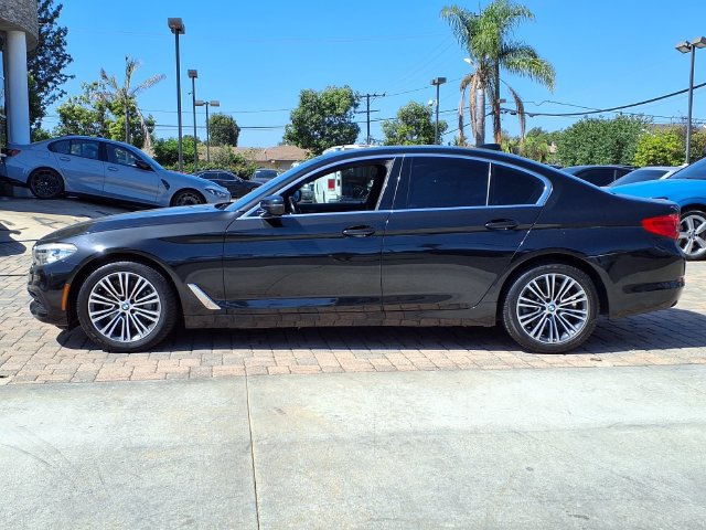 Used 2019 BMW 530i w/ Convenience Package RWD image 3
