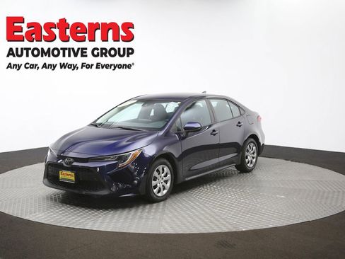 Used 2022 Toyota Corolla LE image 55