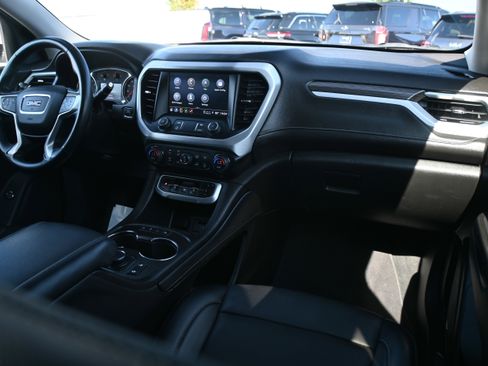 Used 2023 GMC Acadia SLT image 23