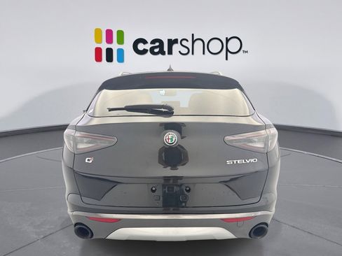 Used 2024 Alfa Romeo Stelvio Ti AWD/4WD image 4