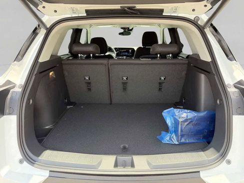 New 2026 Chevrolet TrailBlazer LT w/ Convenience Package FWD image 7
