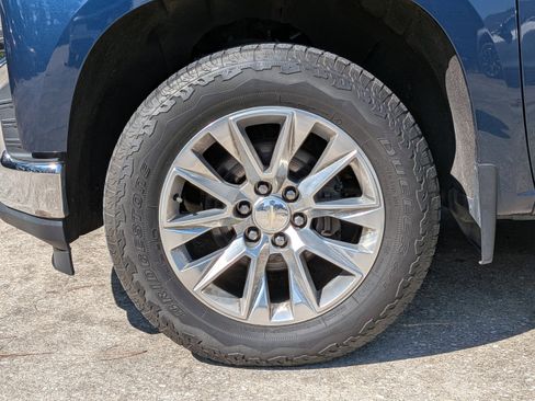 Used 2019 Chevrolet Silverado 1500 LTZ w/ LTZ Premium Package image 27