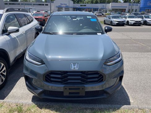 Used 2024 Honda HR-V Sport image 2
