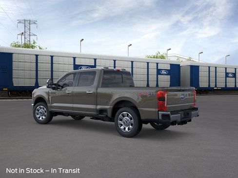 New 2026 Ford F250 4x4 Crew Cab Super Duty image 4