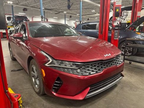 Certified 2022 Kia K5 LXS FWD image 2