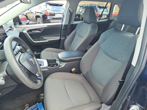 Certified 2025 Toyota RAV4 XLE AWD/4WD image 23