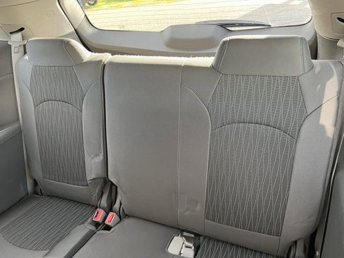 Used 2017 Chevrolet Traverse LS image 29