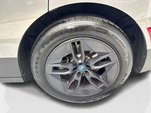 Used 2024 BMW iX xDrive50 w/ Premium Package AWD/4WD image 83