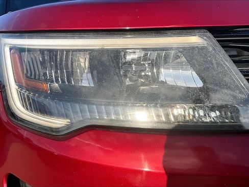 Used 2017 Ford Explorer Sport image 34