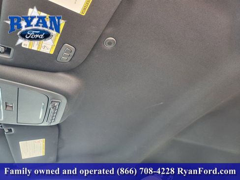 Used 2024 Ford F250 Lariat w/ Tremor Off-Road Package AWD/4WD image 18