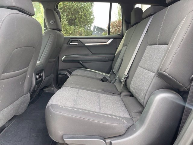 Used 2025 GMC Acadia Elevation FWD image 25