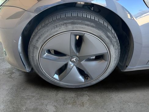 Used 2020 Tesla Model 3 Standard Range image 33