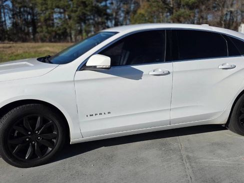 Used 2019 Chevrolet Impala LT image 19
