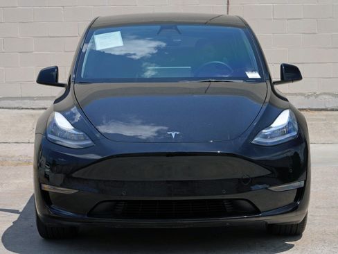 Used 2022 Tesla Model Y Long Range AWD/4WD image 46