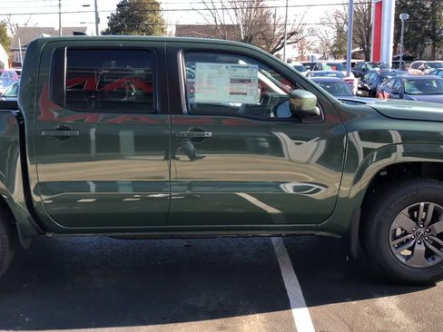 New 2026 Nissan Frontier SV w/ Tow Package image 9