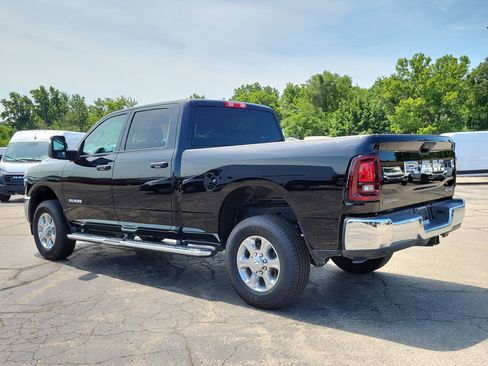 Used 2026 RAM 2500 Big Horn AWD/4WD image 3