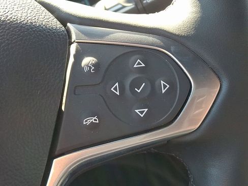 Certified 2024 Chevrolet Traverse LT w/ Rear Camera Mirror Package image 22