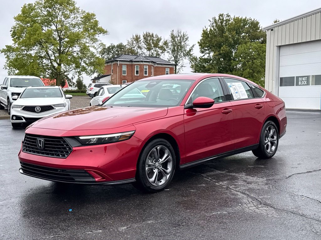 Certified 2025 Honda Accord EX-L image 3