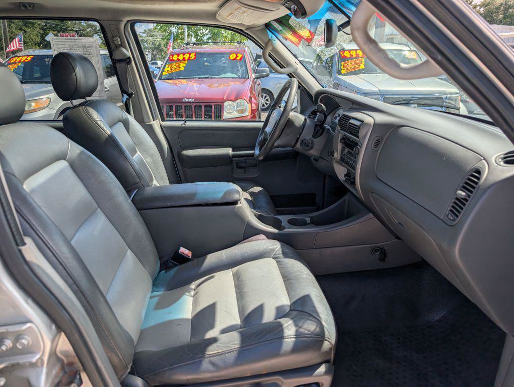 Used 2004 Ford Explorer Sport Trac XLT RWD image 13