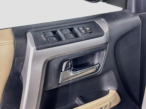 Used 2018 Toyota 4Runner Limited RWD image 15
