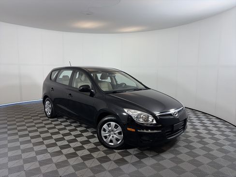 Used 2012 Hyundai Elantra GLS FWD image 1