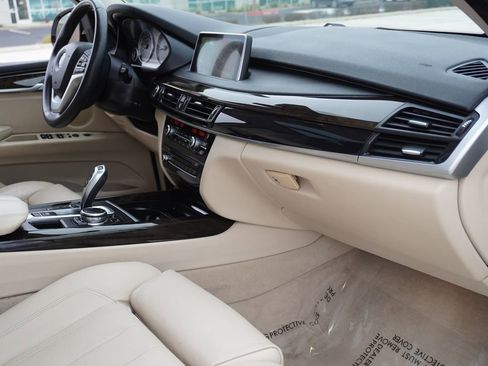 Used 2015 BMW X5 xDrive50i image 16