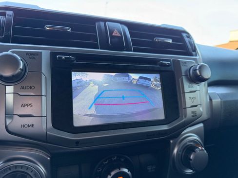 Used 2016 Toyota 4Runner SR5 image 34