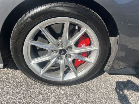 Used 2025 Ford Mustang GT Premium RWD image 12