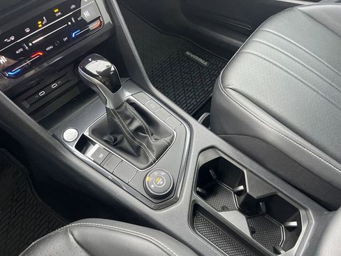 Used 2024 Volkswagen Tiguan Wolfsburg Edition image 24