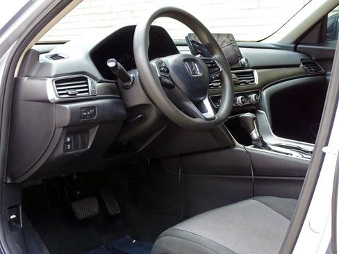 Used 2021 Honda Accord LX image 13