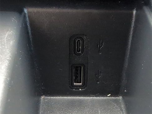 Used 2024 GMC Acadia Denali image 36