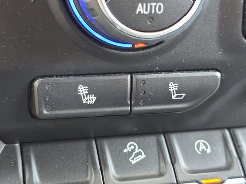 Used 2019 Chevrolet Silverado 1500 RST image 4