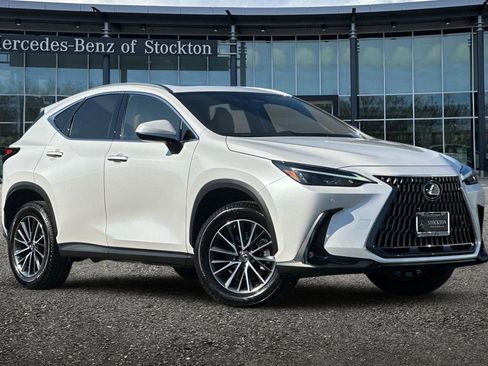 Used 2023 Lexus NX 350h AWD w/ Premium Package image 2