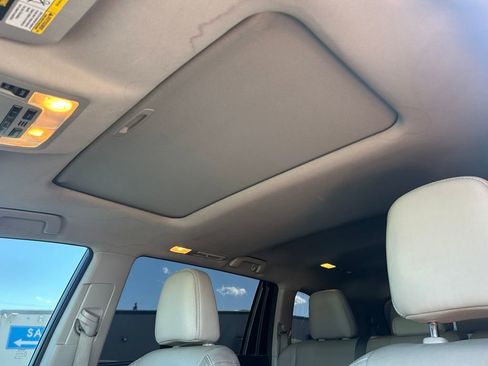 Used 2014 Toyota Highlander XLE AWD/4WD image 28