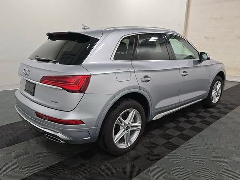 Used 2024 Audi Q5 e Premium Plus AWD/4WD image 2