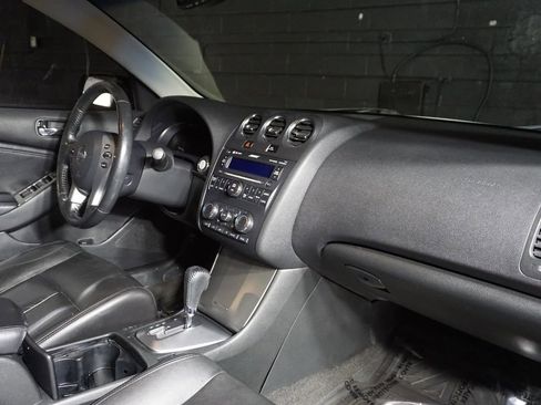 Used 2008 Nissan Altima 3.5 SE w/ Premium Pkg FWD image 17