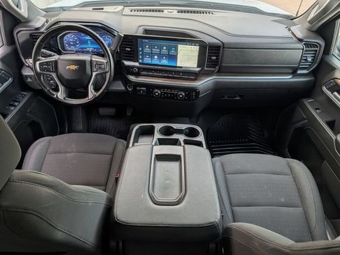 Used 2025 Chevrolet Silverado 1500 LT AWD/4WD image 12