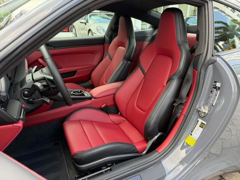 Used 2026 Porsche 911 Carrera 4 GTS AWD/4WD image 36