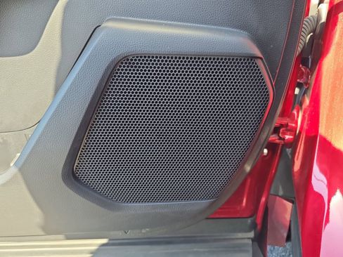 Used 2022 Toyota Highlander XSE image 15