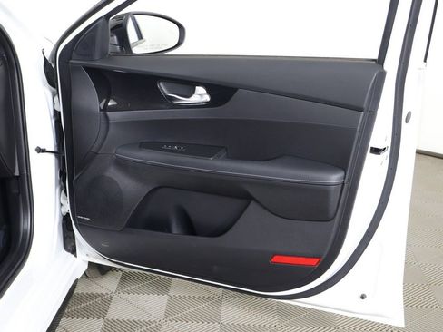 Used 2023 Kia Forte GT-Line w/ GT-Line Premium Package FWD image 26