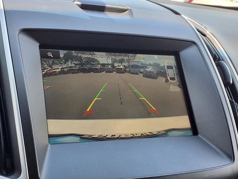 Used 2015 Ford Edge SEL w/ Equipment Group 201A AWD/4WD image 9