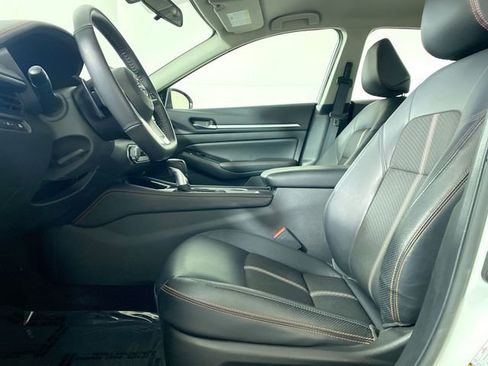 Used 2024 Nissan Altima 2.5 SR image 4