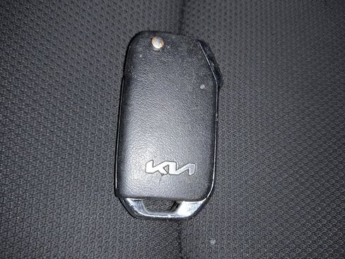 Used 2024 Kia Forte LXS FWD image 32