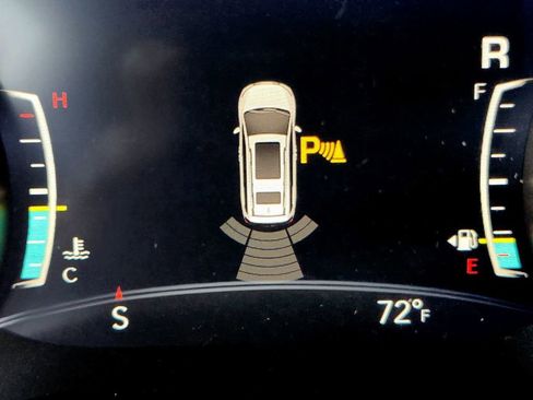 New 2026 Chrysler Pacifica Limited w/ Uconnect Theater Family Group image 24