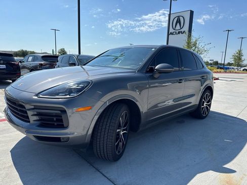 Used 2020 Porsche Cayenne S AWD/4WD image 4
