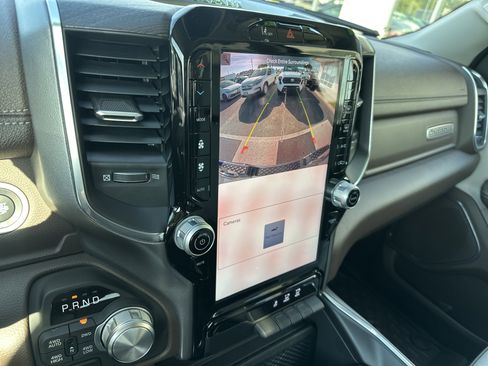 Used 2025 RAM 1500 Laramie image 18